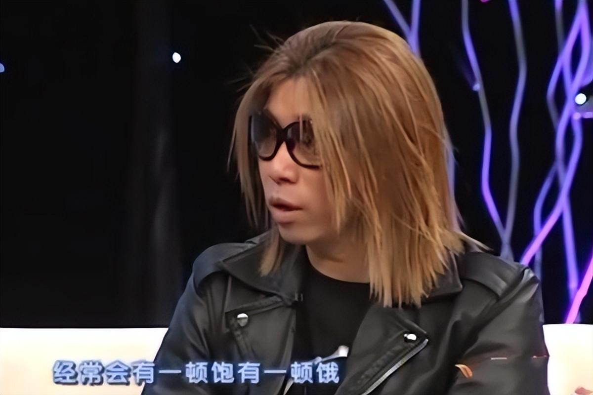 回顾郭峰与音乐为伴无儿无女至今未婚60岁有了烦心事