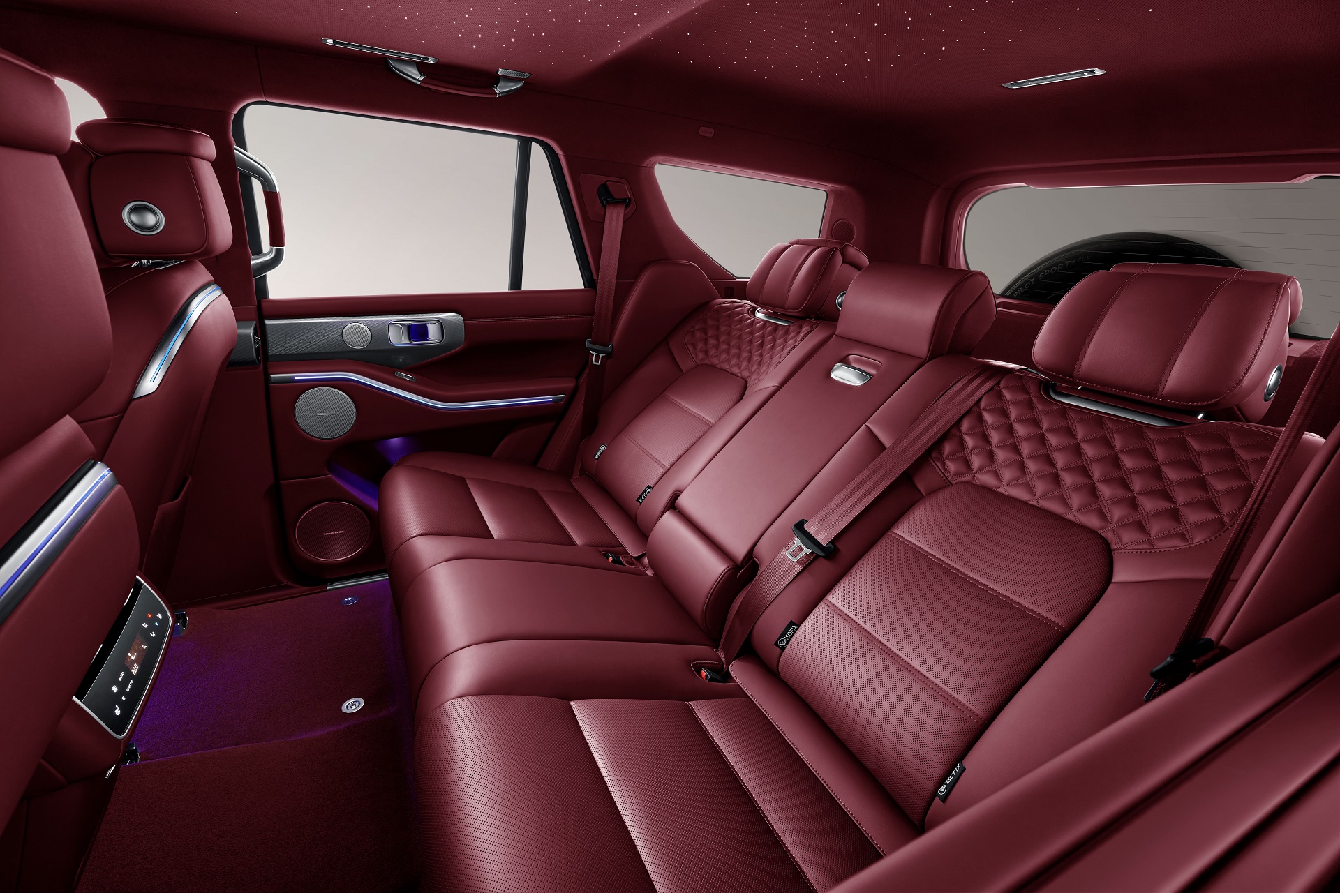 体验——碳纤维套件选自世界顶级跑车(兰博基尼)品牌碳纤维零件供应商