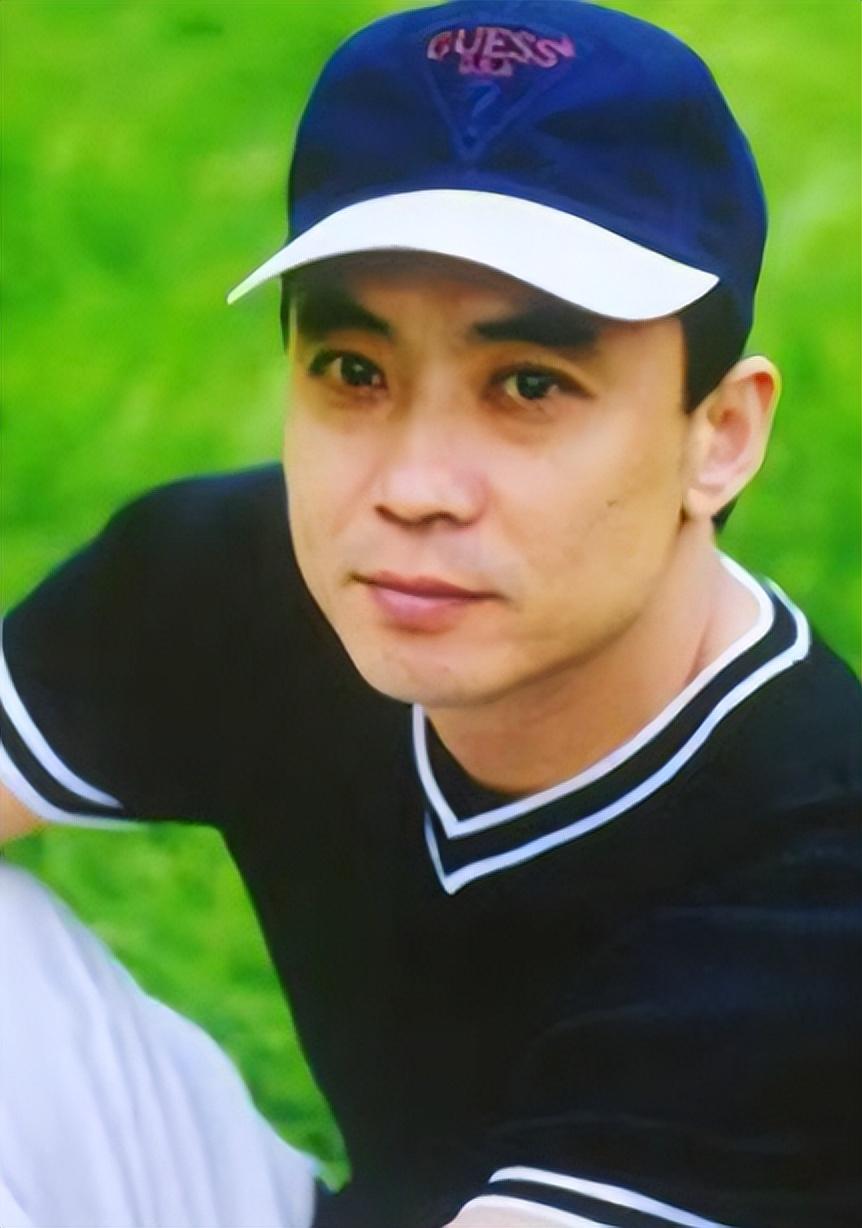 回顾董志华董子健父亲成名路上有泪有痛为儿子婚姻操碎了心