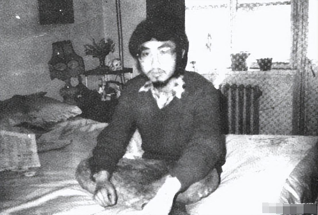 而孙舸当时在从事"人体科学"研究,也就是大家所说的"气功".