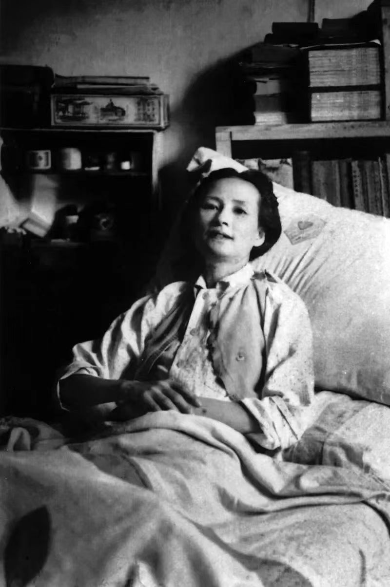 林洙对落魄前夫残忍为何对梁思成不离弃沈从文她就是爱钱