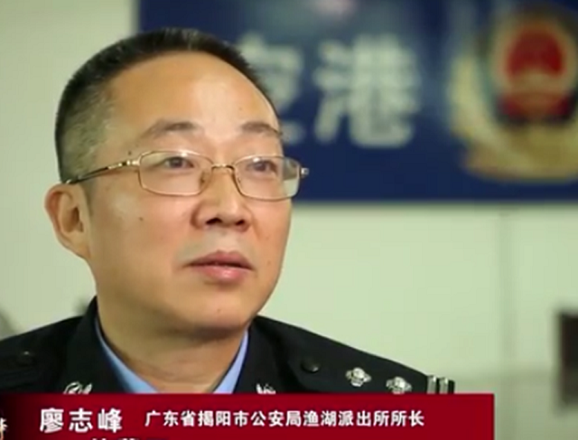 纪实儿子被诱拐父母苦寻19年人贩子被捕后儿子却为其求情