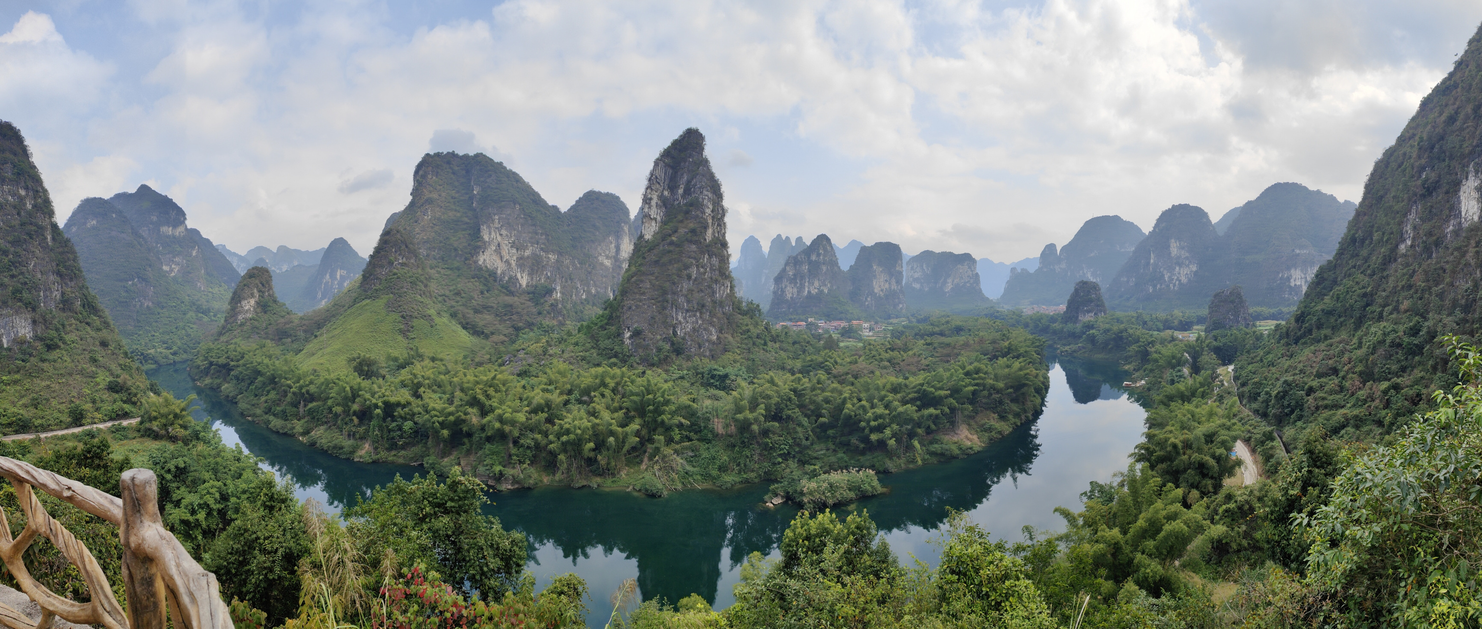 喀斯特地貌代表景点图片