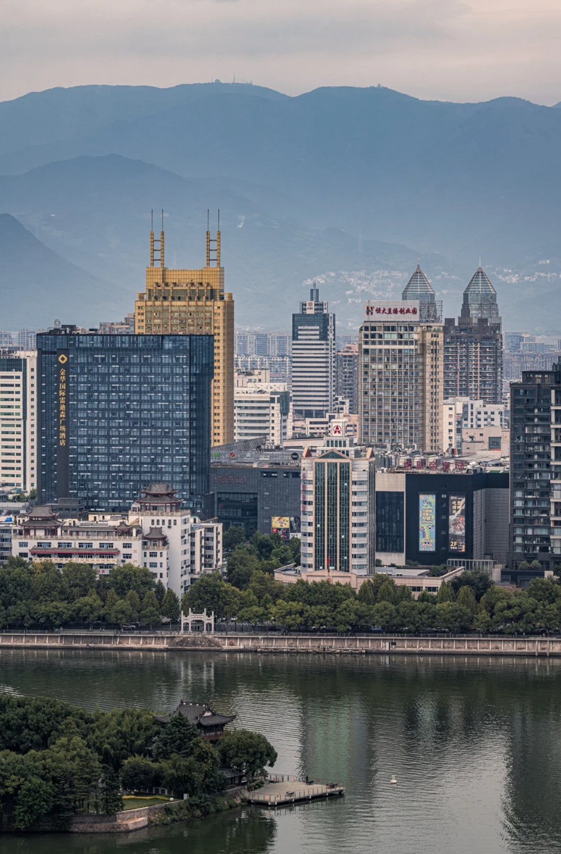 我的家乡"金华"古称婺城