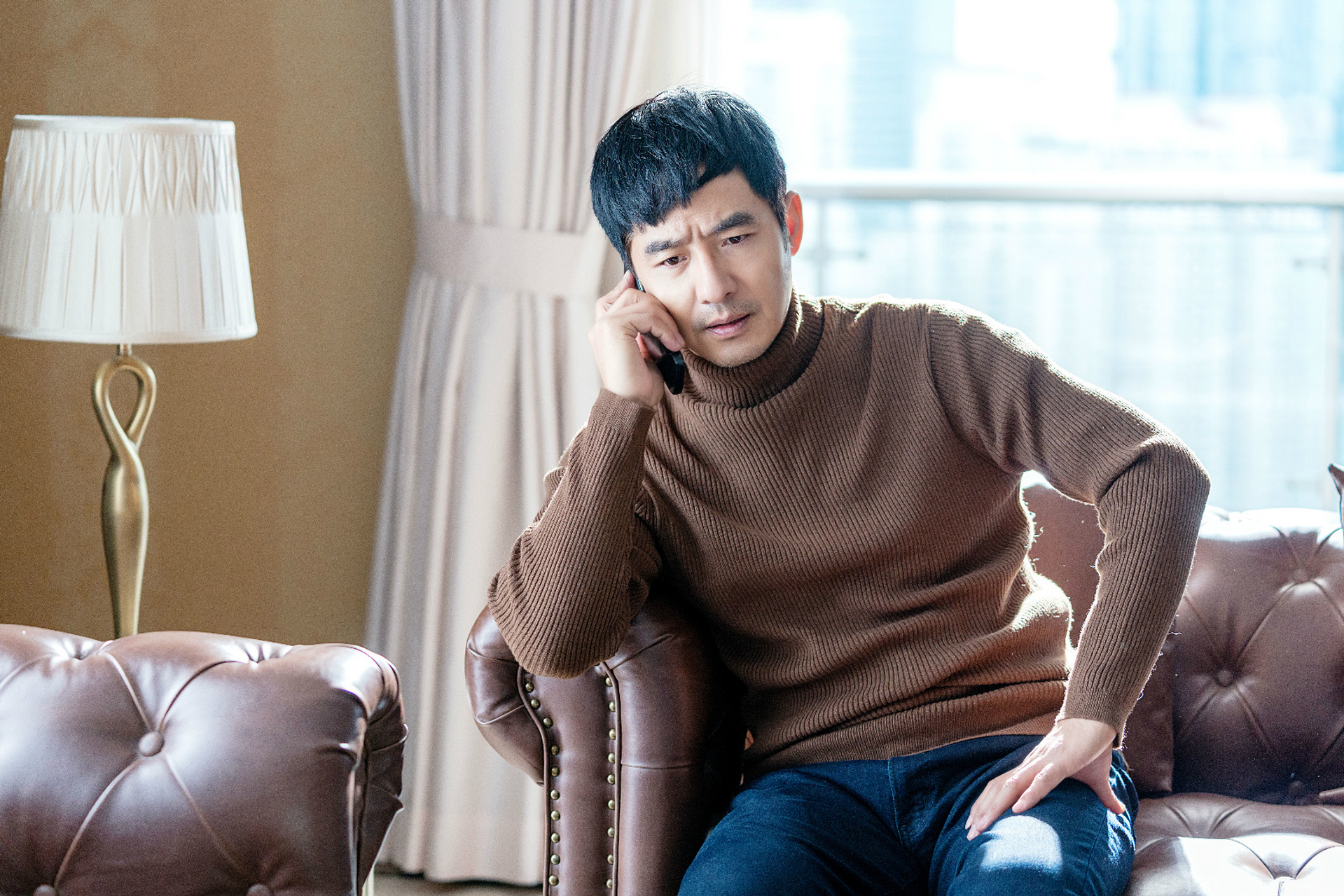 3月1日,知名男演员郭晓东,突然在社交平台发布长文,句句戳中心扉,字里