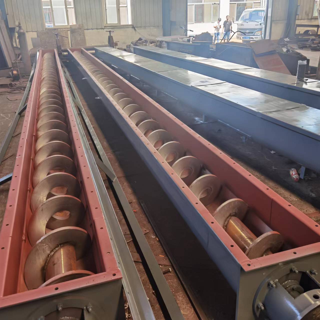 垂直螺旋输送机的6大优势