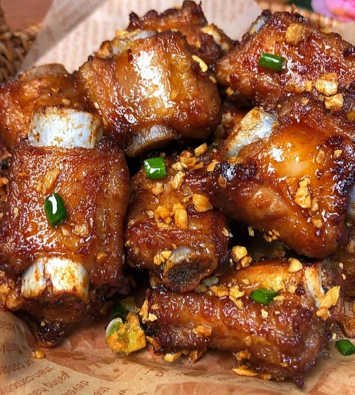 蒜香排骨,不放个半斤八两的蒜对不起排骨!