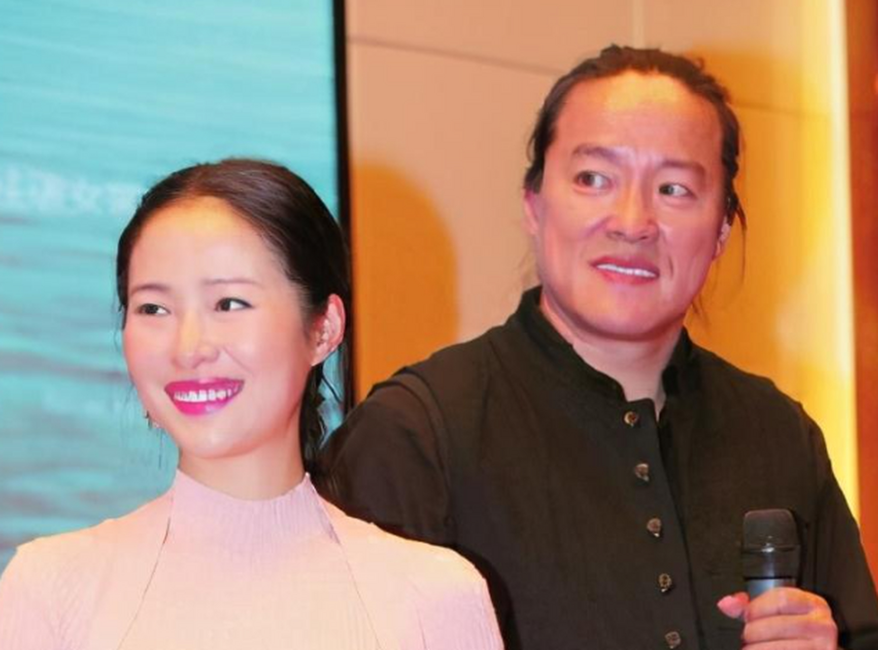 浪漫至极,生活态度值得点赞![原文:江一燕嫁给导演赵汉唐后,.