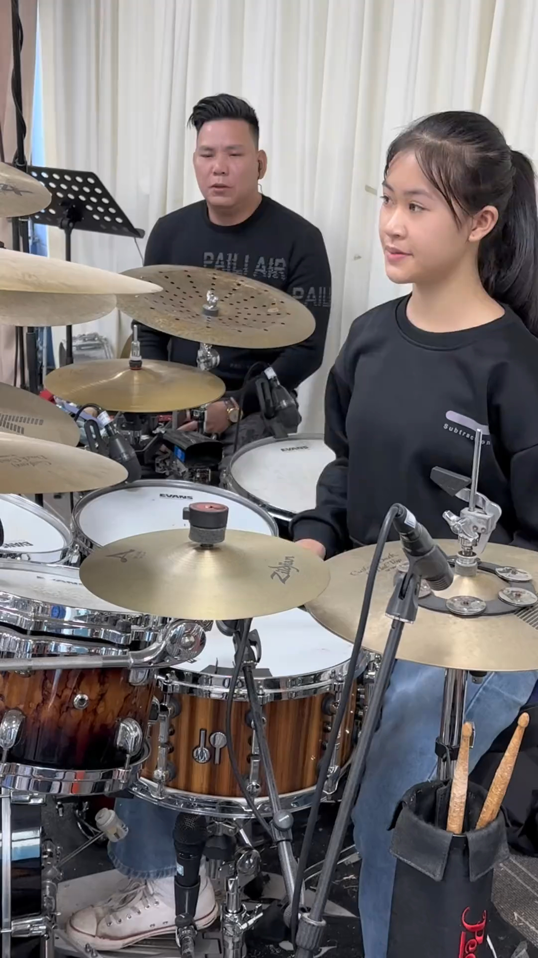 小鼓手架子鼓演奏经典老歌小李飞刀