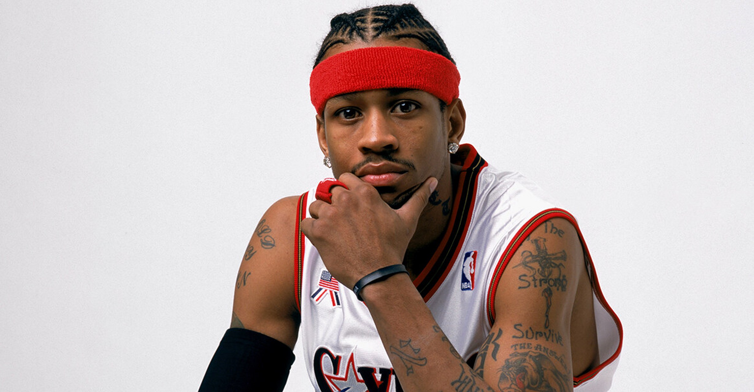 nba# 76人官方宣布,球队将为76人队传奇后卫阿伦-艾弗森竖立雕像.