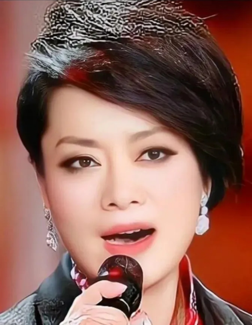 明星成名前的工作[玫瑰][玫瑰][玫瑰] 毛阿敏:上海染化七厂工人 侯勇