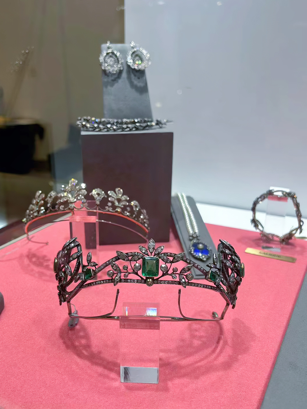 多图看现场2024香港国际珠宝展信息量很大