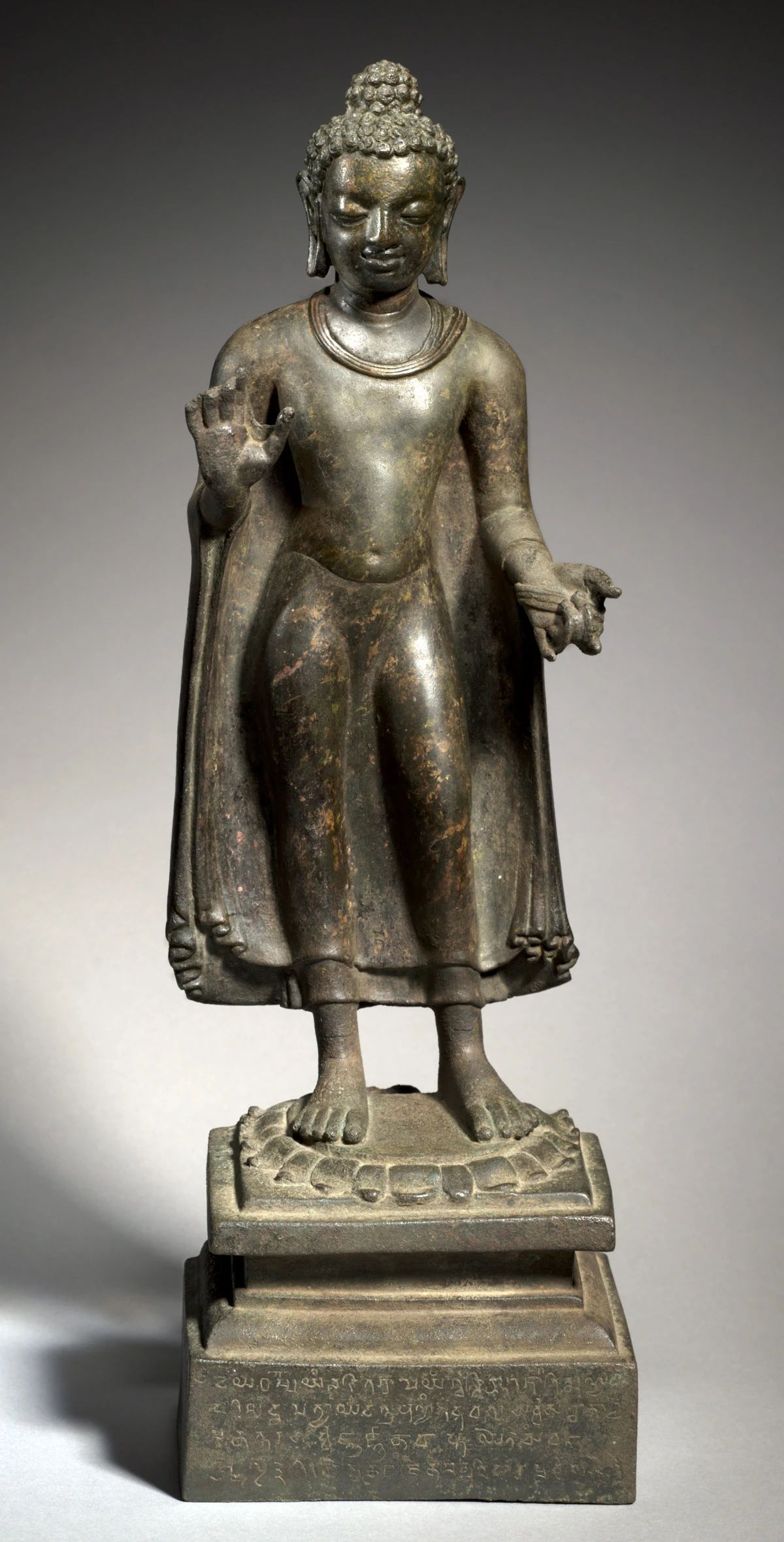 犍陀罗秣菟罗佛像该怎么看