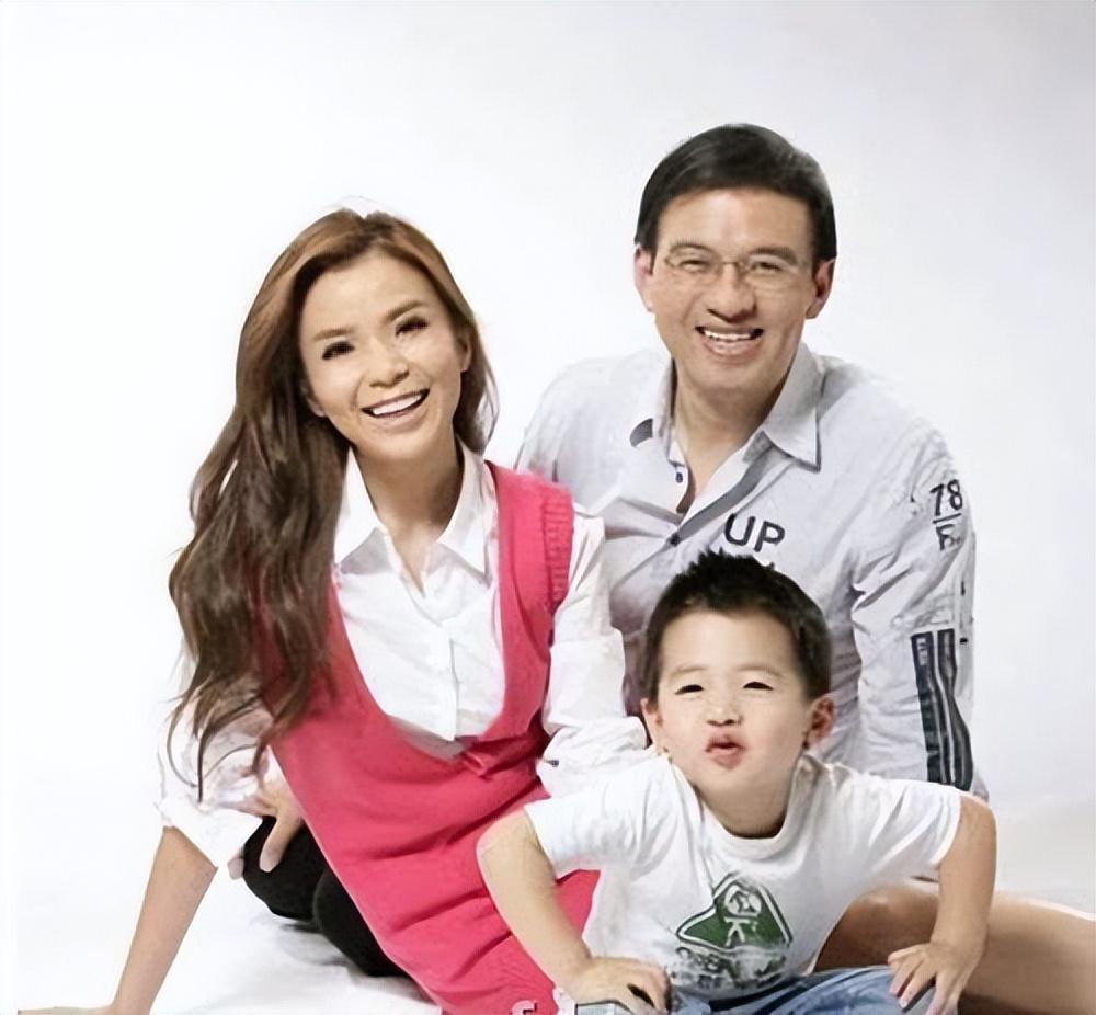 回顾湖南媳妇朱迅吃婆婆剩饭伺候瘫痪的公公爱丈夫也爱衡阳