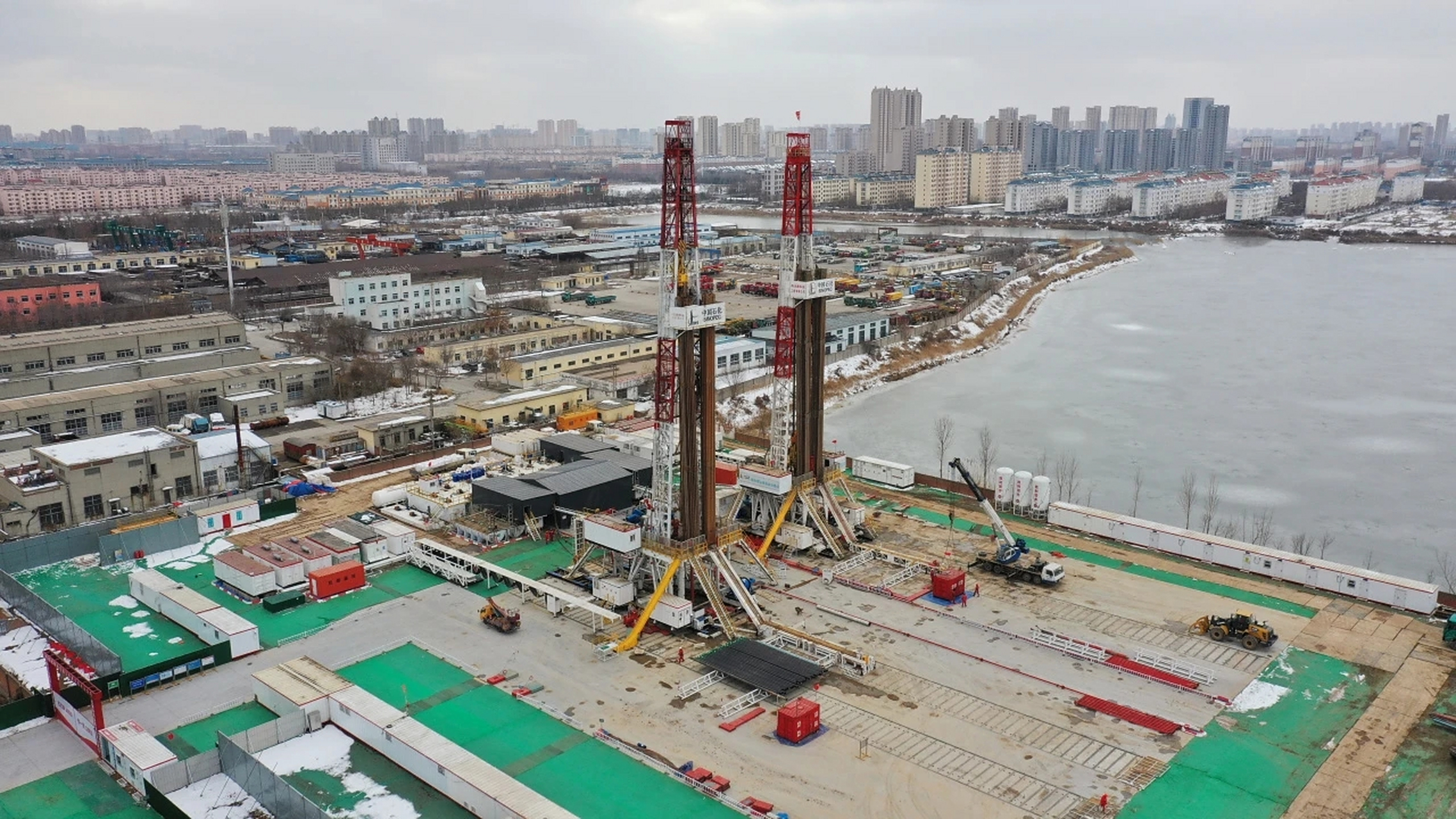 胜利油田白莲湖地下井工厂  2024年2月,滨南采油厂在滨州市主城区正在