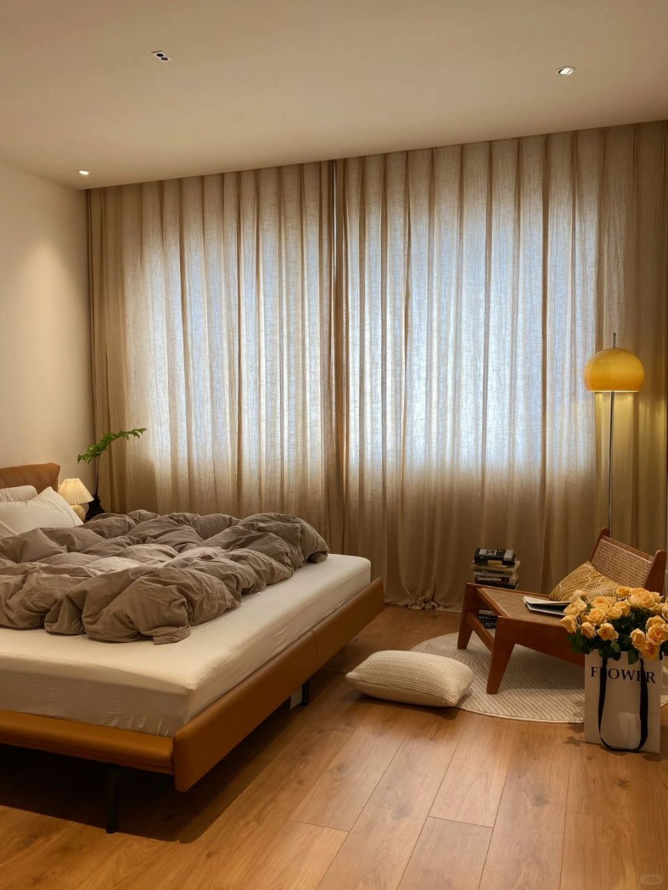 暖色调卧室|整个房间都散发着舒适与放松!