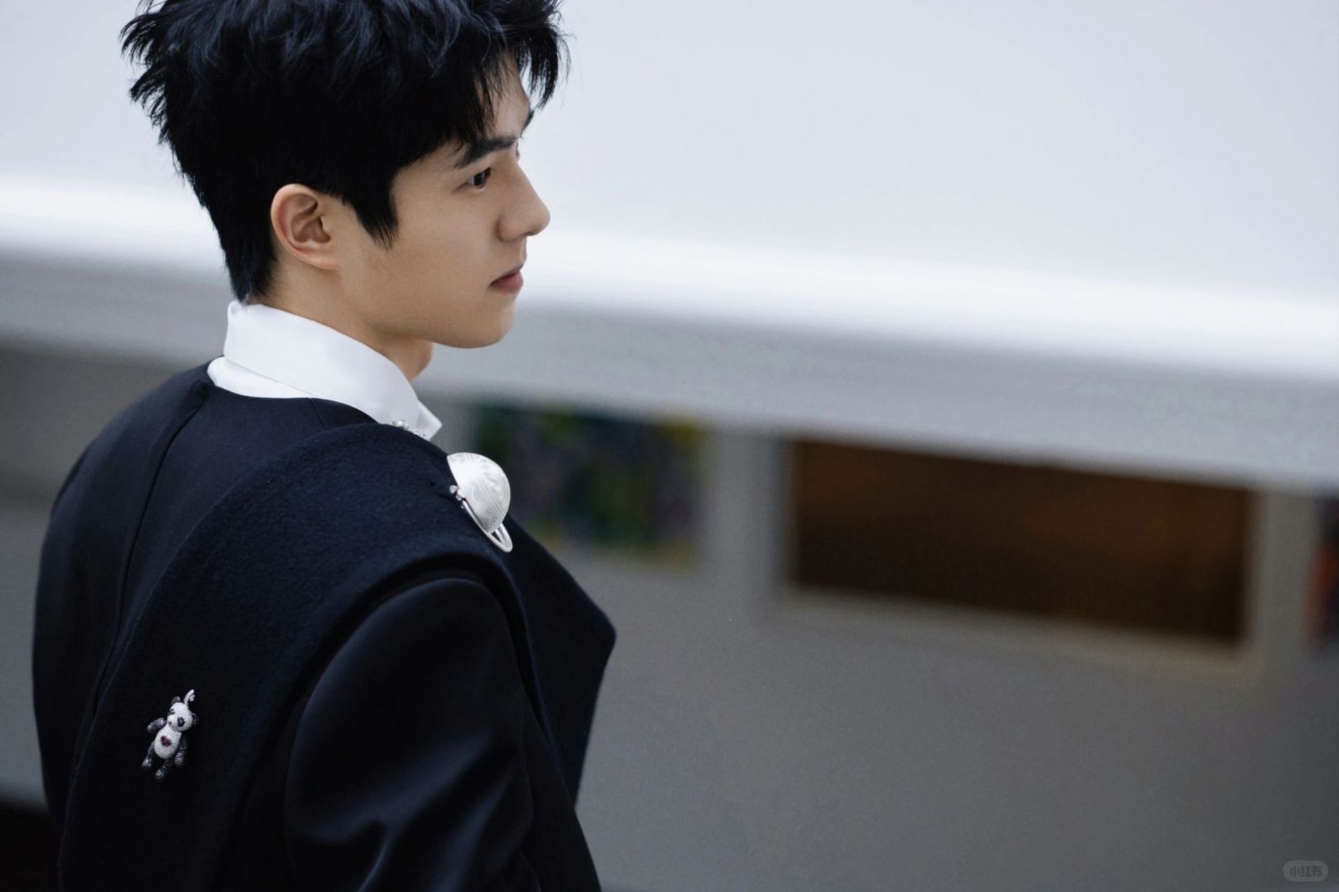 刘昊然燃冬之作惊艳入围,工作室最新大片解锁视觉盛宴!