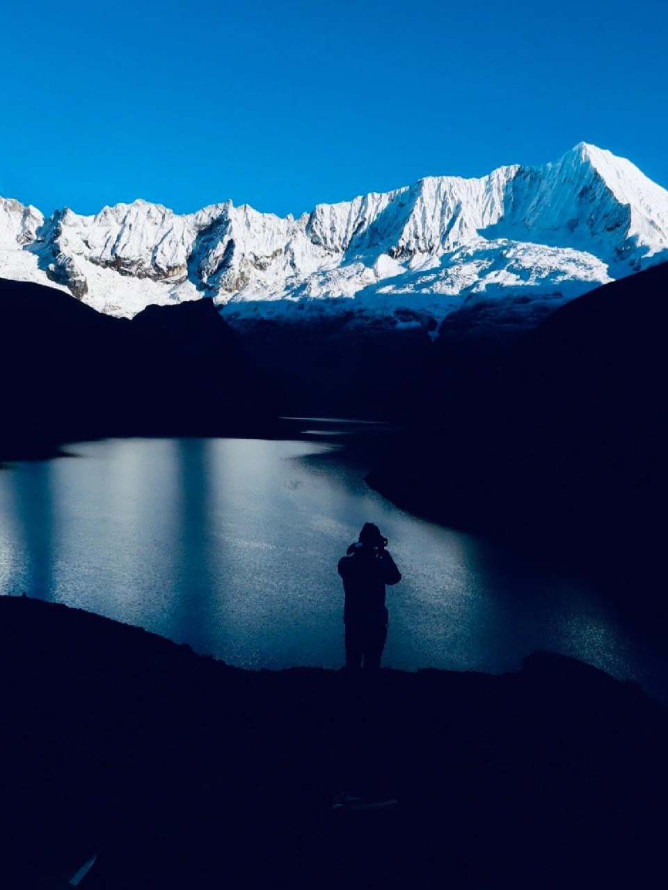 珠日神山海拔图片