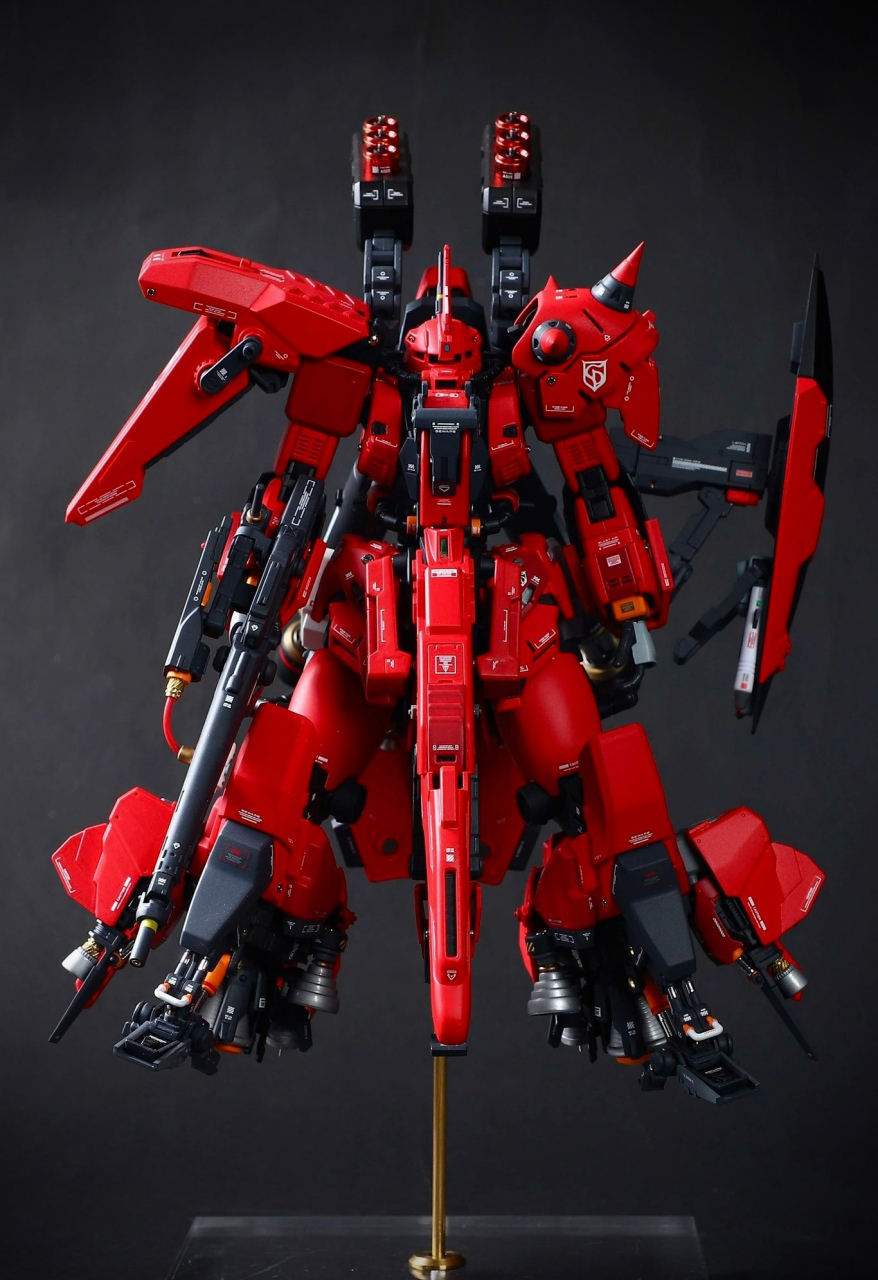 模型欣赏:机动战士高达 amx-011扎古Ⅲ 夏亚专用试验机,增加了推进器
