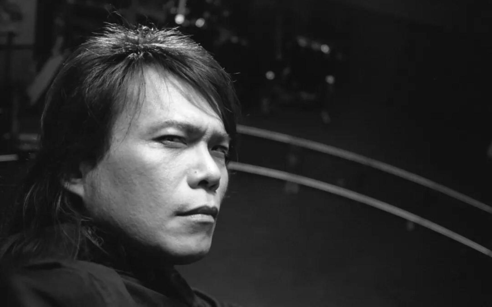 娱乐圈风俗想火先改名央视主持连姓都改自称对不起爸爸