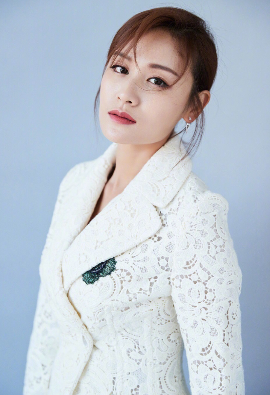 回顾超女叶一茜23岁嫁给田亮4年连生2胎如今还想拼三胎