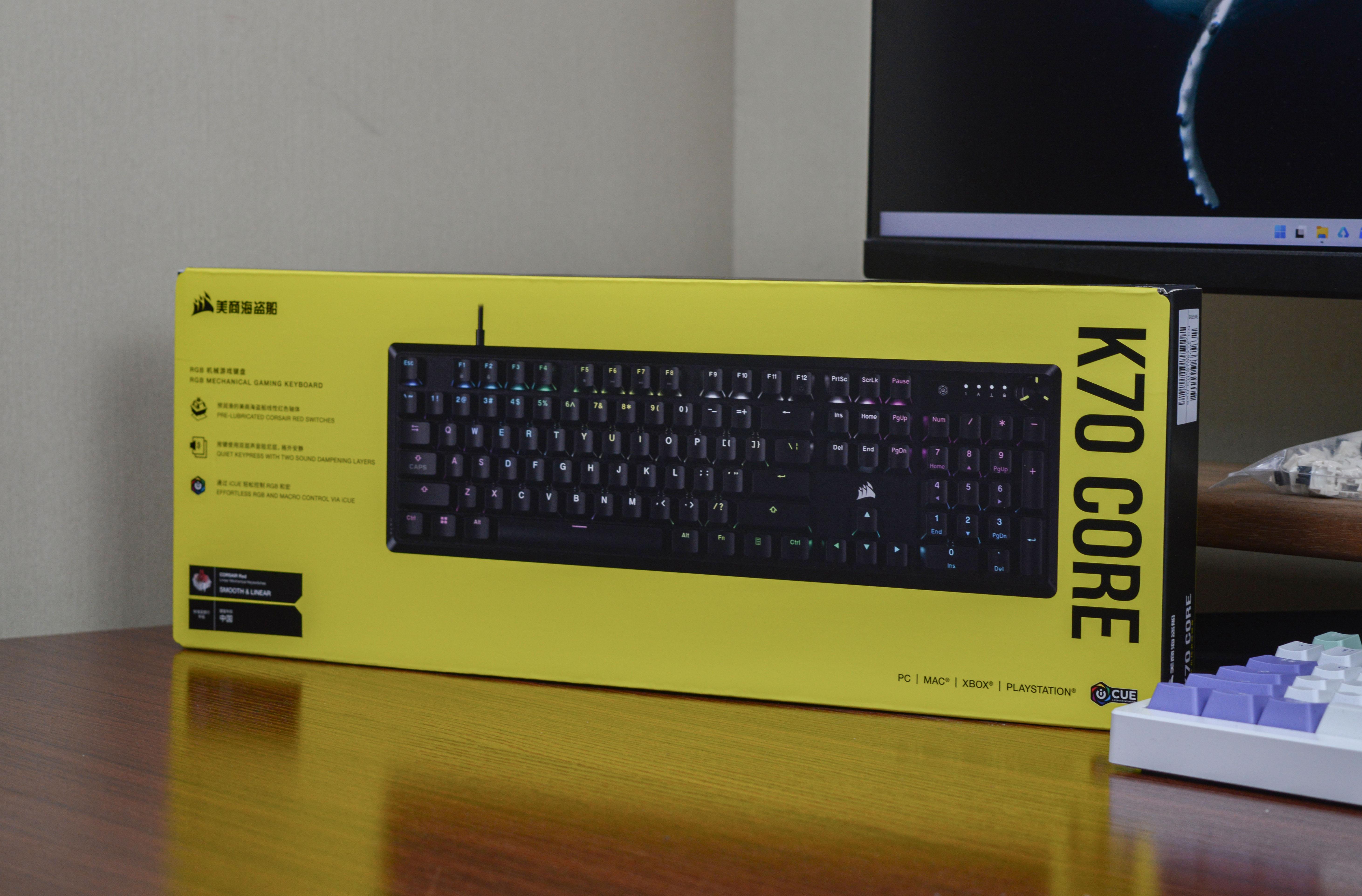 全尺寸可玩性高海盗船k70corergb全尺寸机械键盘开箱