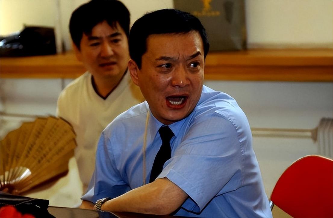 回顾相声演员王平51岁去世留下妻女悲痛欲绝逝世原因让人泪目