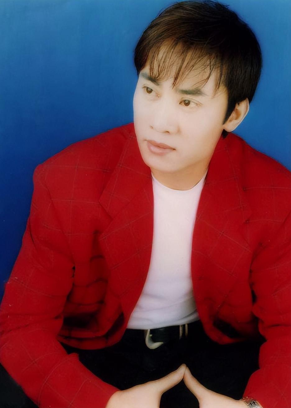 回顾江涛:和岳母同住30年,成名后不忘糟糠之妻,原谅改嫁的亲妈