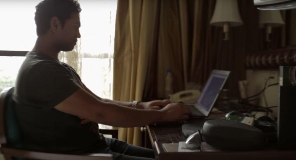 图11他记得火车把他从一个叫"吉内斯莱"的地方带走.