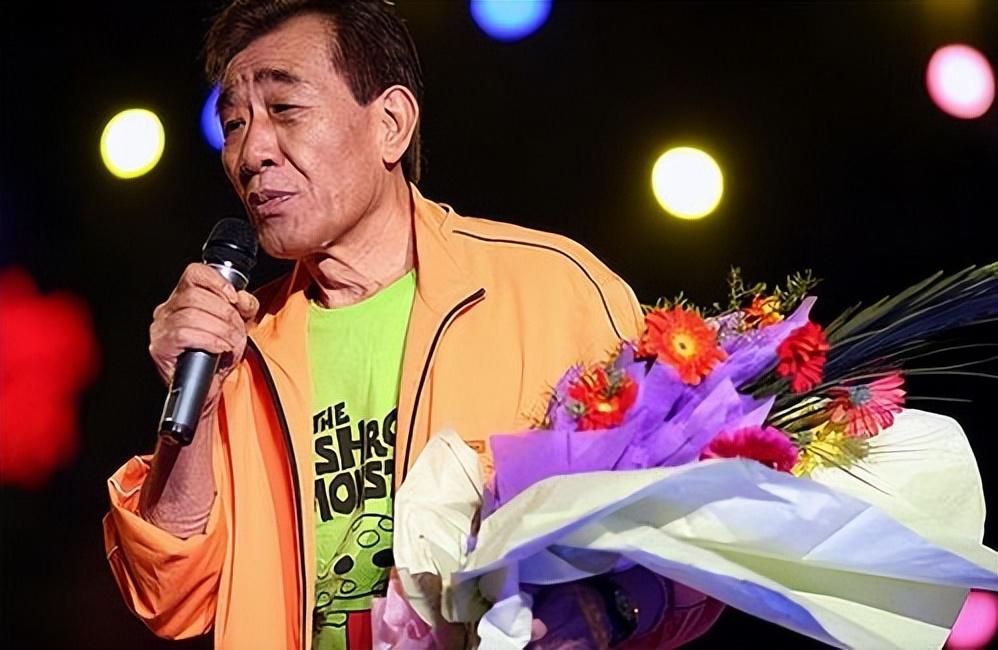 回顾张馨茹不顾家人反对34岁嫁给67岁的张帝做闺蜜后妈也幸福