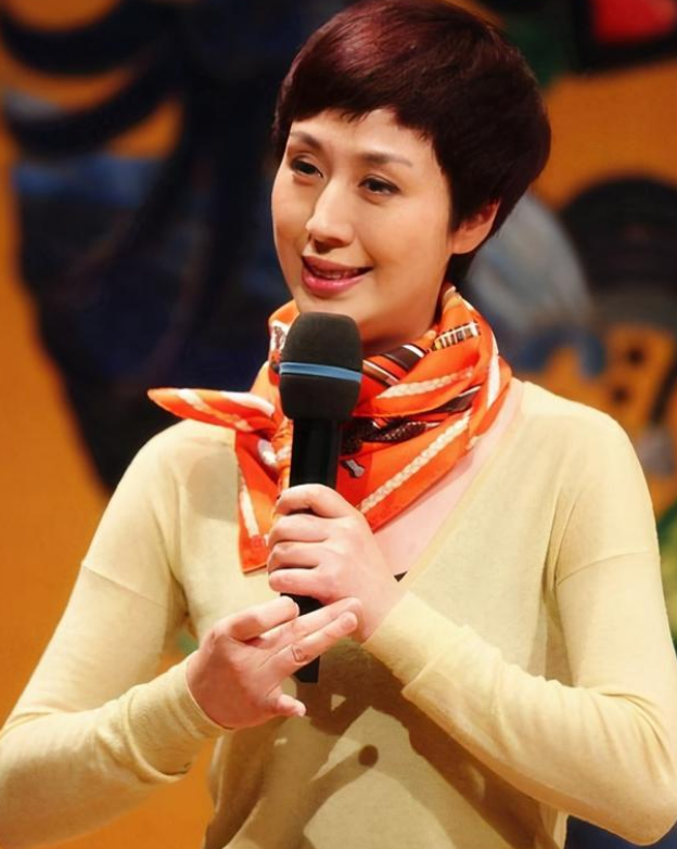 回顾李成儒娶演员恩爱多年离婚后相互成就不是夫妻也是亲人
