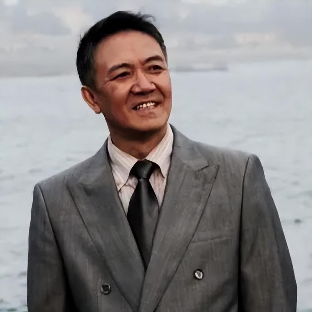 回顾李幼斌净身出户娶3婚史兰芽继子成他骄傲亲生儿子让他苦恼