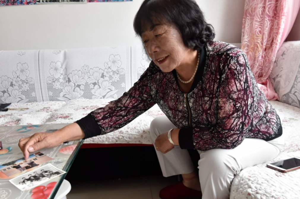 有人说,张秀荣用当年的那几十块钱换来了如今的一套房子,实在是不亏.