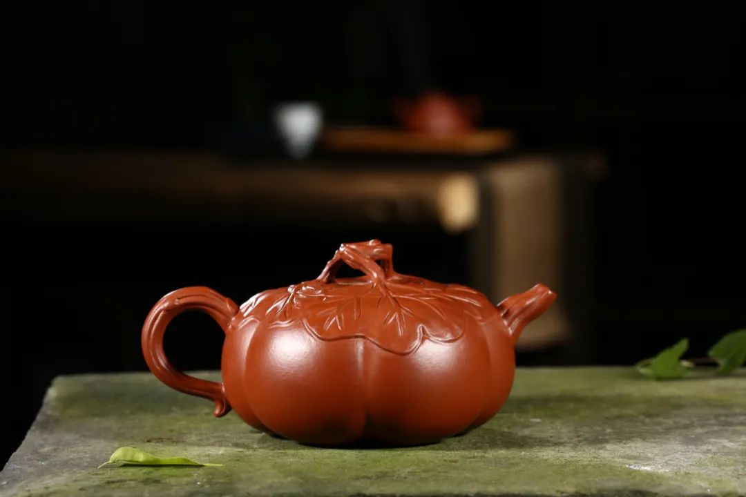 紫砂壶选购实战宝典:5大步骤揭秘,新手也能轻松进阶