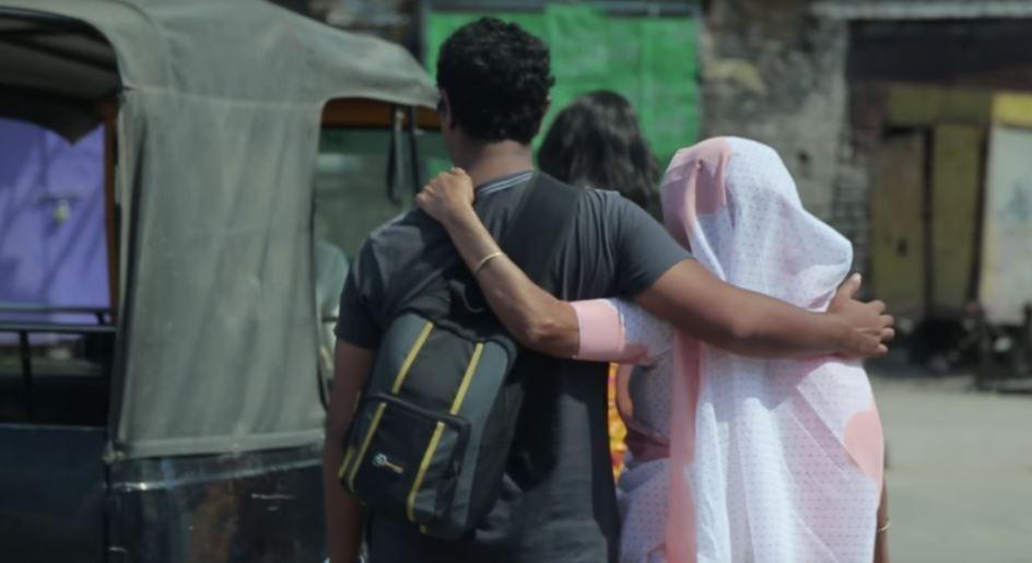 图11他记得火车把他从一个叫"吉内斯莱"的地方带走.