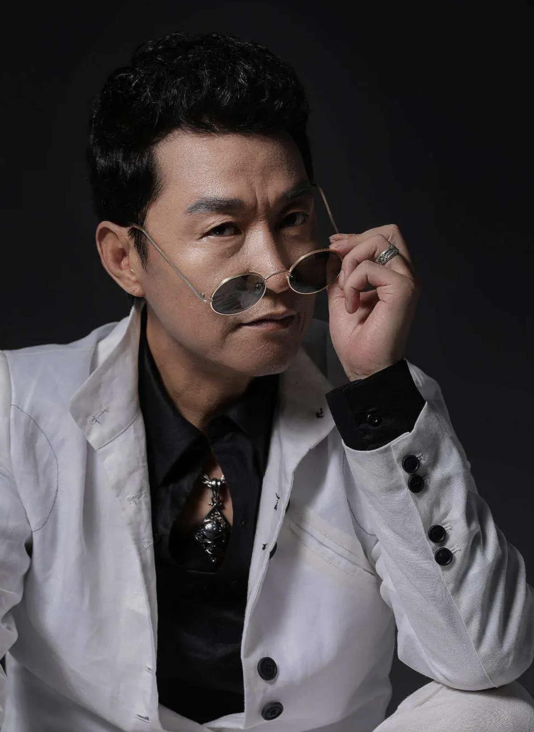 回顾演员赵燕国彰演张世豪走红娶了瑞典妻子活成好男人