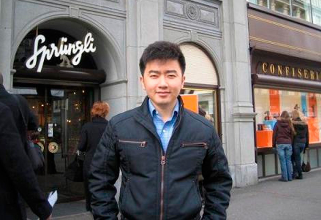 回顾芮成钢曾被誉为央视才子从阶下囚到重获新生经历了什么