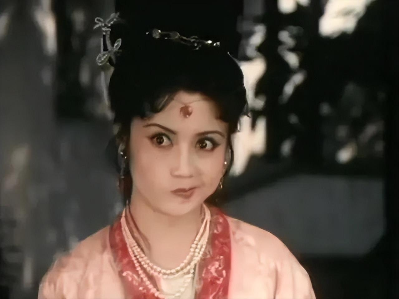 回顾魏慧丽京剧名旦出演西游记高小姐走红被杨洁导演嫌丑