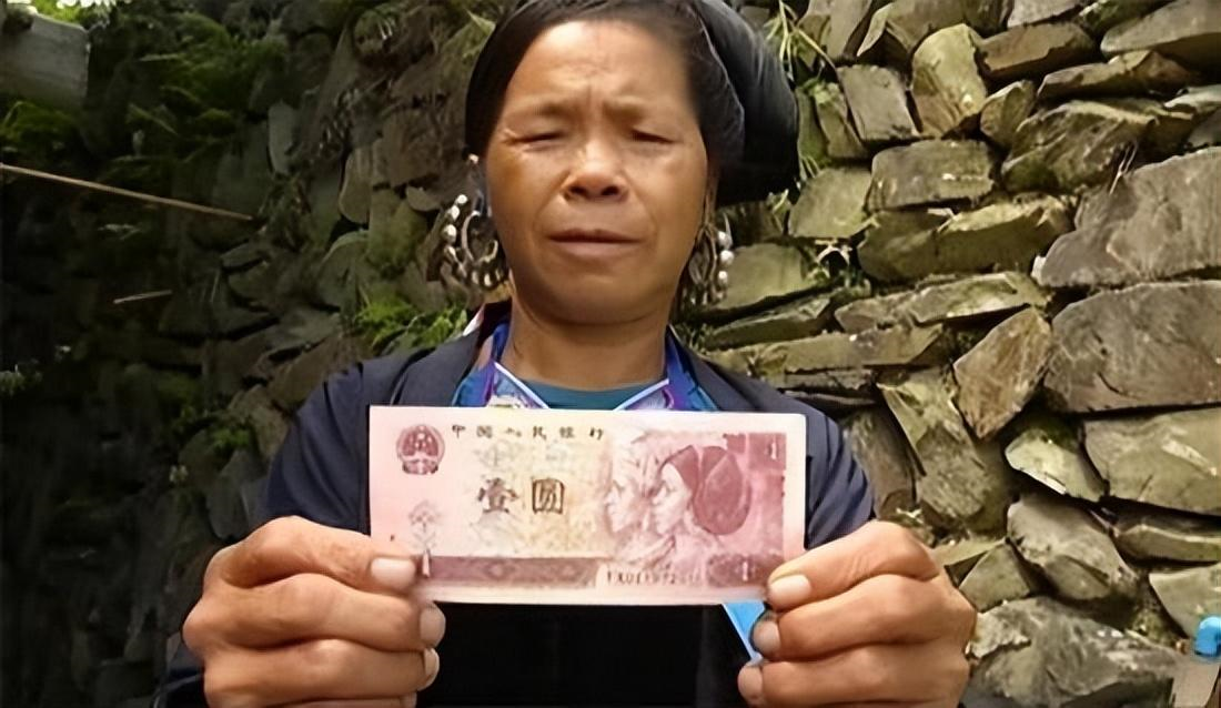从江县庆云镇佰你村的村民常说,石奶引就是钞票.为何?