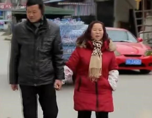 回顾吴康中国第一袖珍人33岁身高仅72厘米如何养活自己的