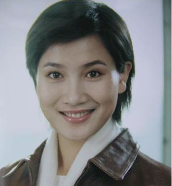 回顾潘雨辰和侯勇相爱2年是永远抹不去的伤如今只想陪女儿成长