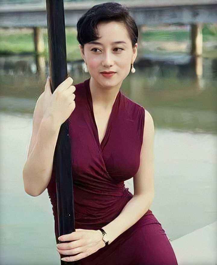 李连杰背后的女人
