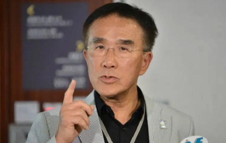 回顾田北辰称穷是因为懒体验扫大街后他的看法是否改变了