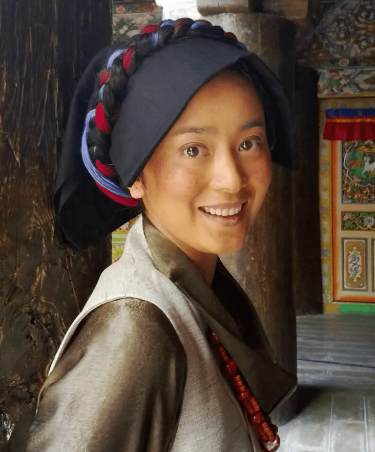这部影片由谢鸣晓执导,她和薇薇,熊佳俊等演员主演,讲述的是主人公