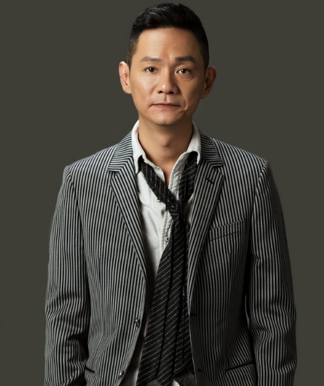 回顾果靖霖妻子去世14年发誓永不再娶今53岁无儿无女独自生活