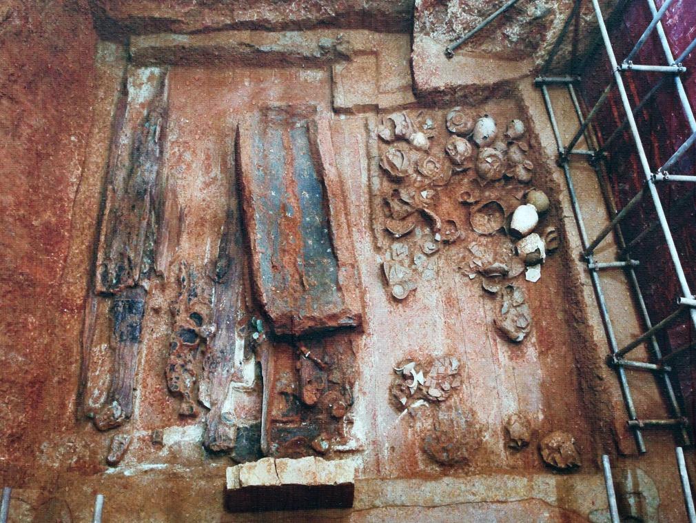 2000年前古墓挖出十吨钱山黄金超6万克墓主为何这么土豪