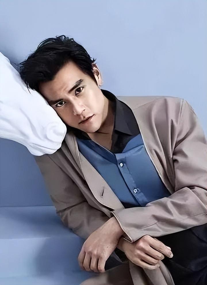 回顾国民男神彭于晏红极一时后销声匿迹他都经历了什么