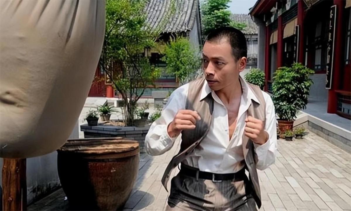 回顾王挺为父母离异落泪替父还清千万债务后父子俩抱头痛哭