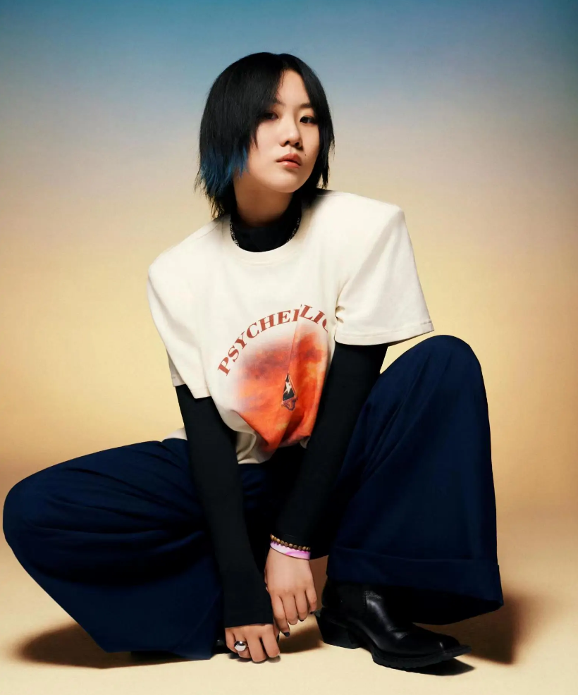 回顾高原父亲是知名演员前夫是歌手离婚后和女儿相依为命