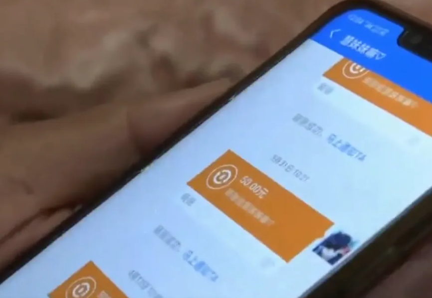 回顾58岁保安恋上20岁少女被骗5万仍念念不忘说好要结婚的